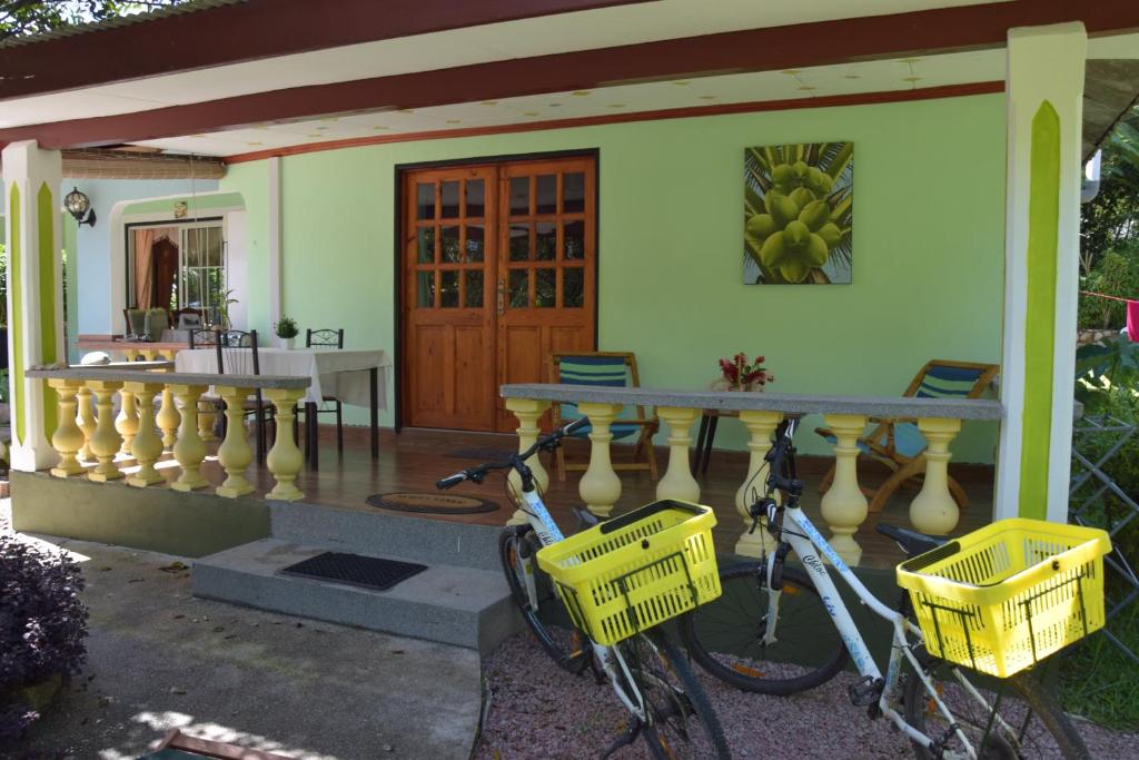 Двухместный (Двухместный номер с 1 кроватью, вид на сад), Chloe's Cottage Self-Catering