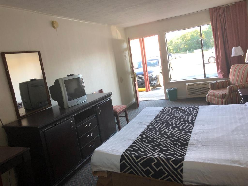 Flagship Inn photo 1
