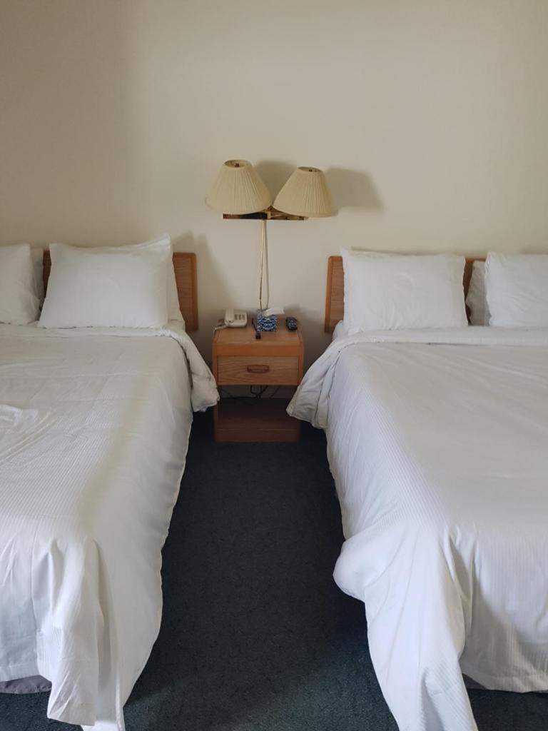 Covered Bridge Inn & Suites photo 2
