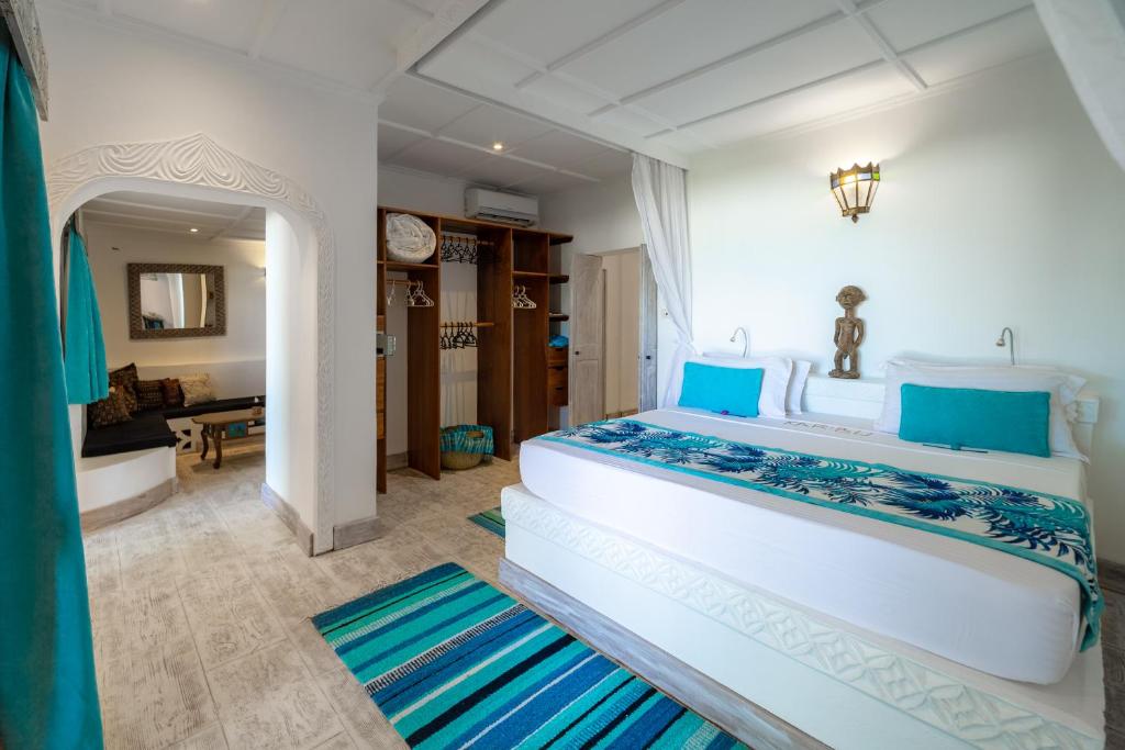 Nomad Beach Resort photo 4