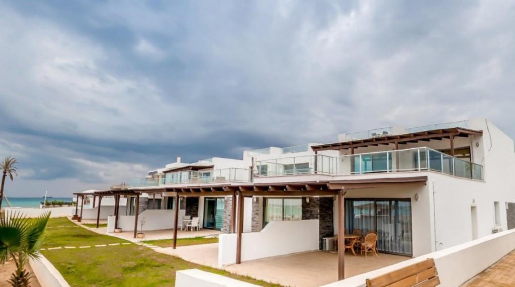 Caesar Beach Villas and Apartments photo 2