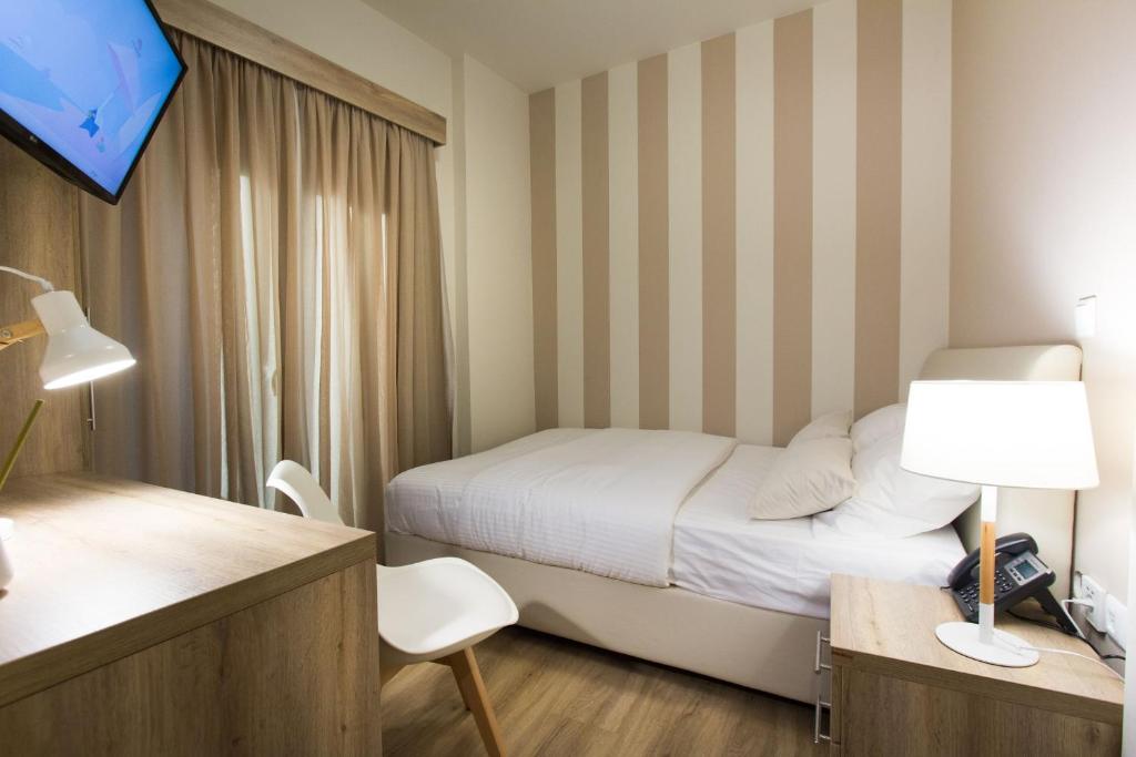 Одноместный (Одноместный номер бизнес-класса), Hotel @Syngrou Fix