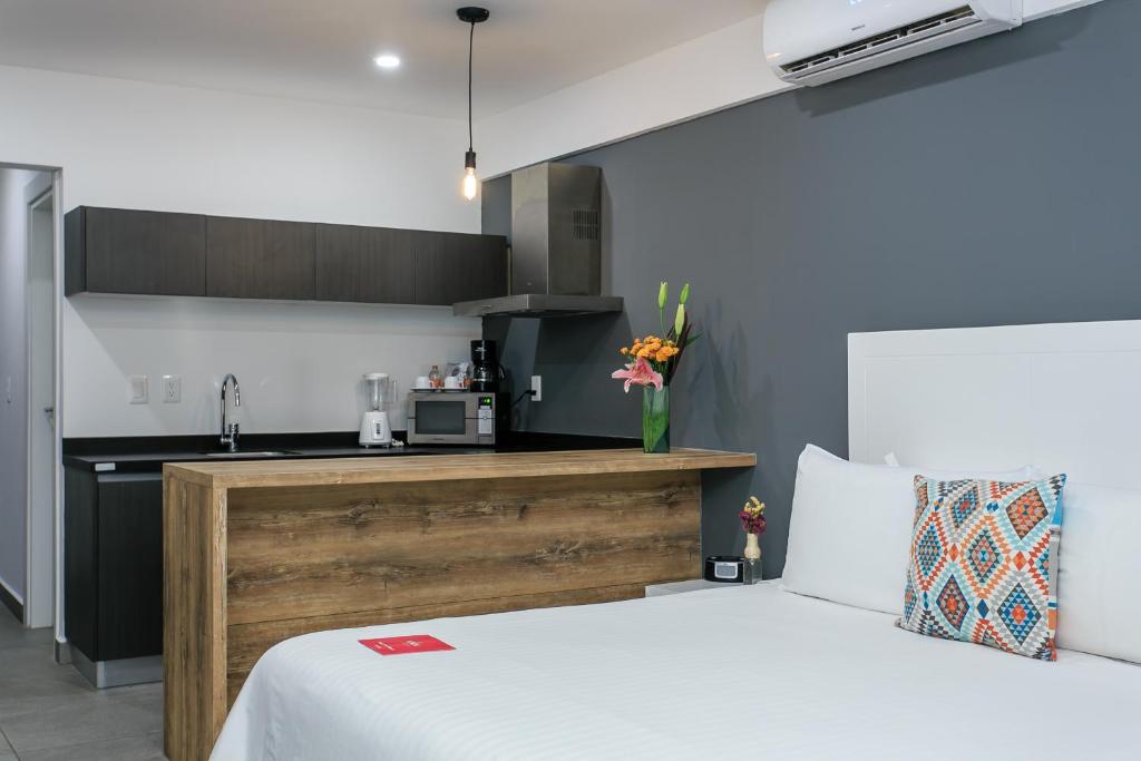 Студио (Стандартный номер-студио), Koox Studio 30 Condhotel 3*