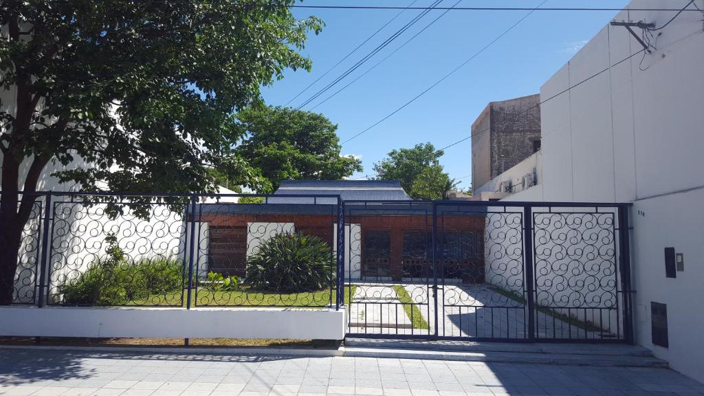 La Maison photo 1