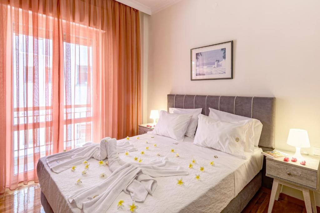 Aspasias Luxury Suite photo 3