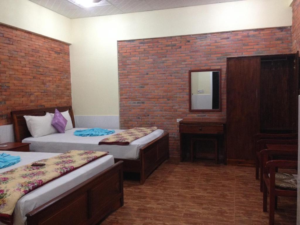 Nhật Quang Guest House