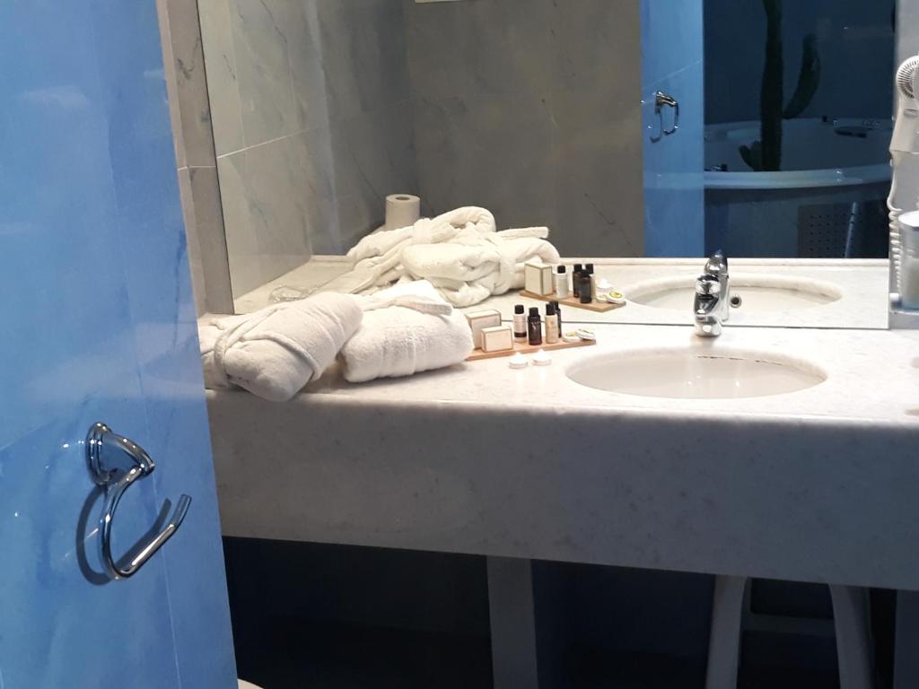 Сьюит (Суперлюкс с гидромассажной ванной), Anastazia Luxury Suites & Rooms