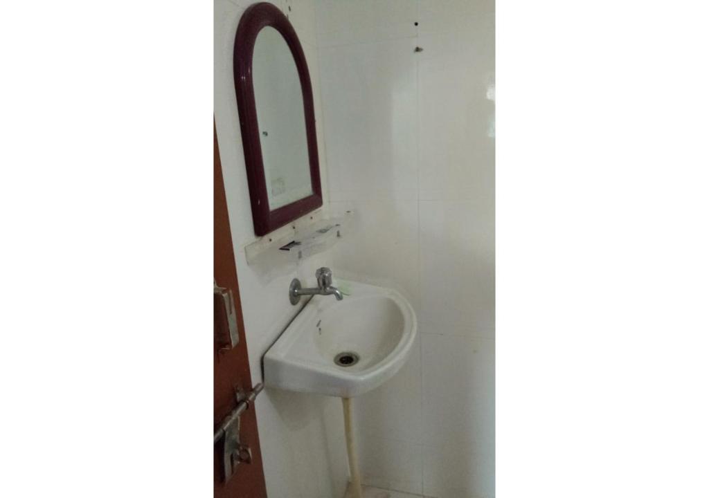 Budget rooms on VIP road photo 4