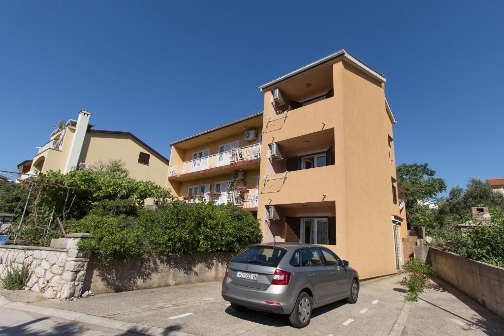 Apartment Anton