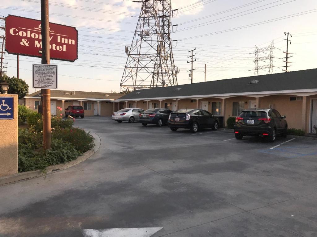 Colony Inn Motel image