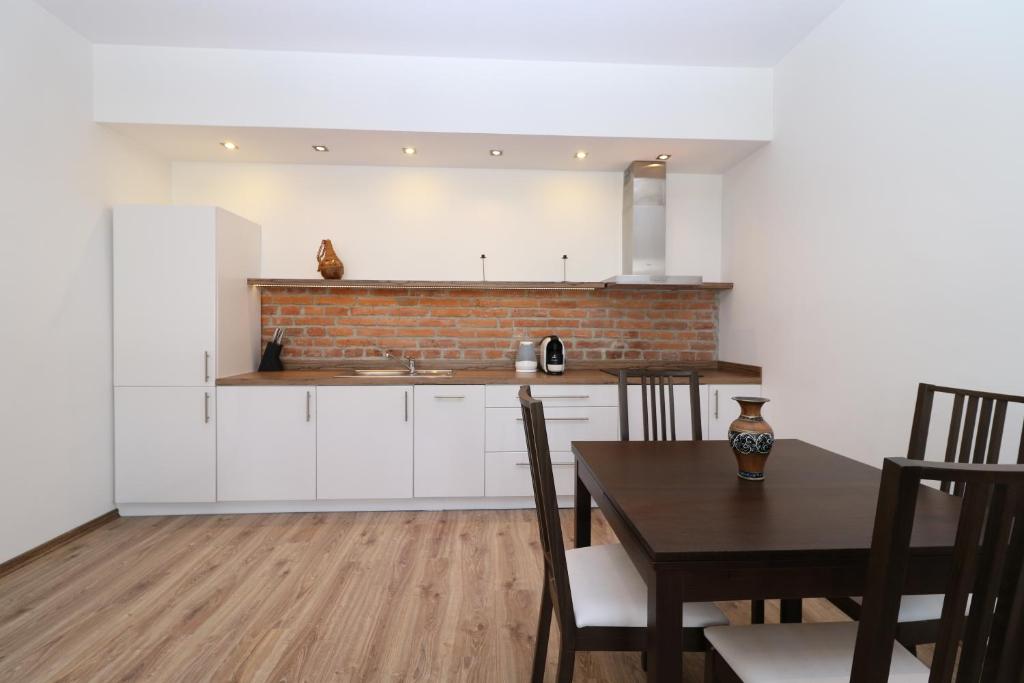 Апартаменты (Улучшенные апартаменты с 2 комнатами - Bochenska St.), Wawel Apartments - Jewish District