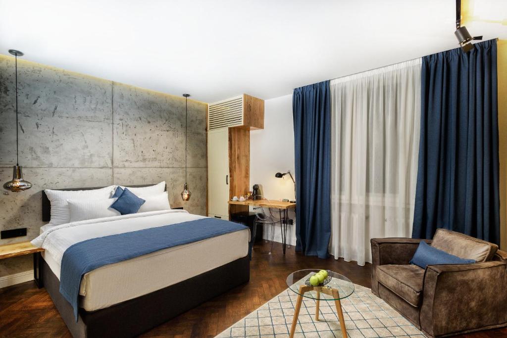 Двухместный (Двухместный номер «Премиум» с 1 кроватью), One Luxury Suites