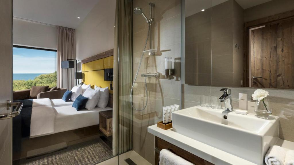 Двухместный (Двухместный номер «Комфорт» с 1 кроватью, вид на море), Hotel Sopot