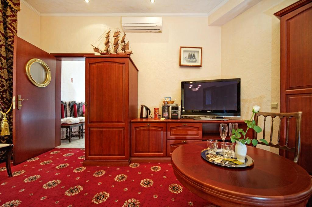 Сьюит (Люкс с сауной), Boutique Hotel Monte Kristo