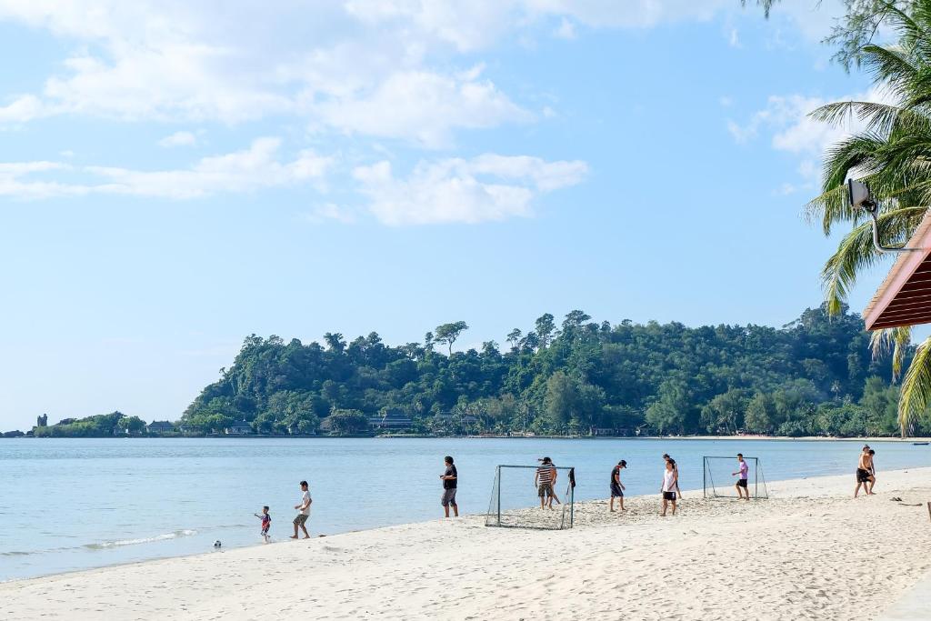 Bhu Tarn Koh Chang Resort & Spa photo 2