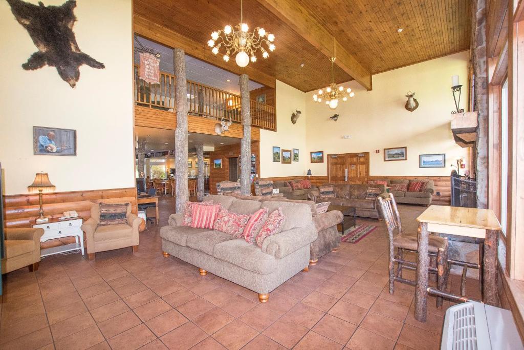 Lake Chatuge Lodge photo 2