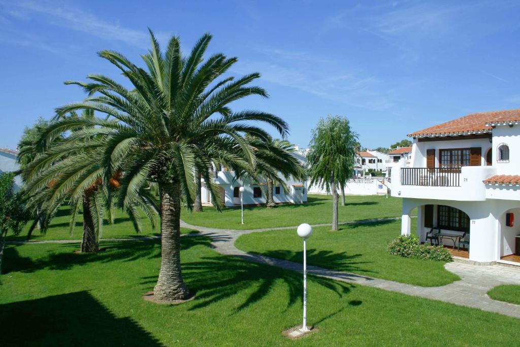 APARTAMENTOS SON BOU Z5 photo 4