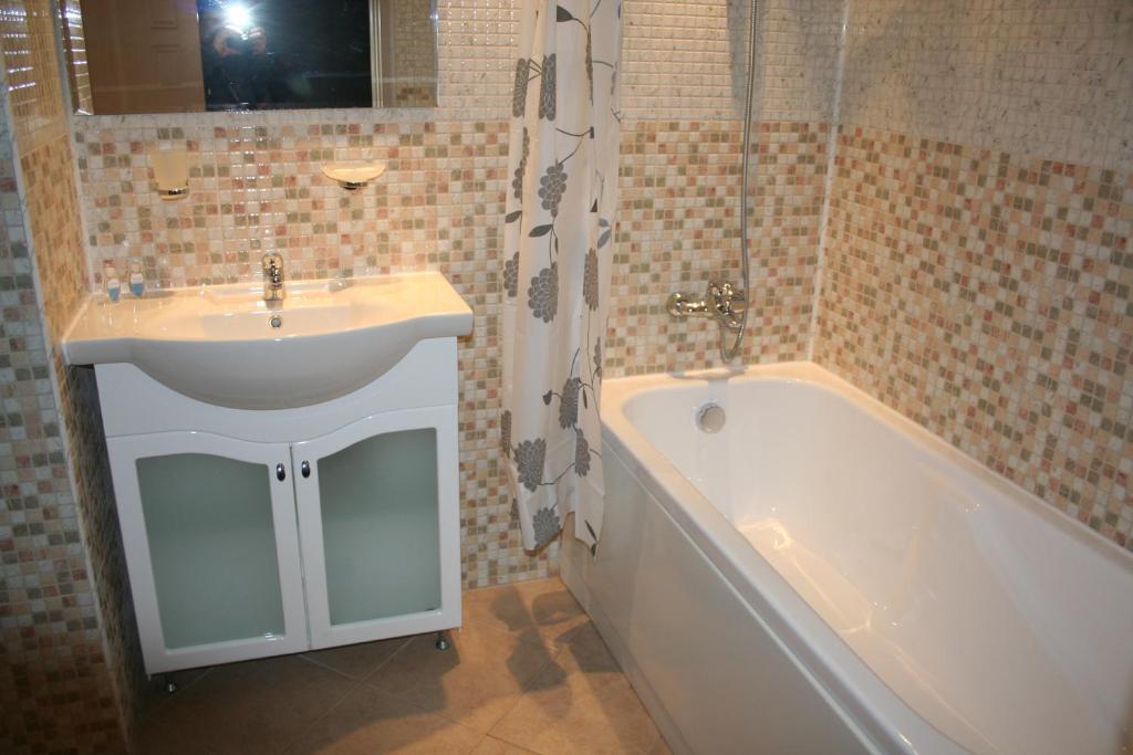 Сьюит (Люкс с 1 спальней и балконом), Aparthotel VRIS