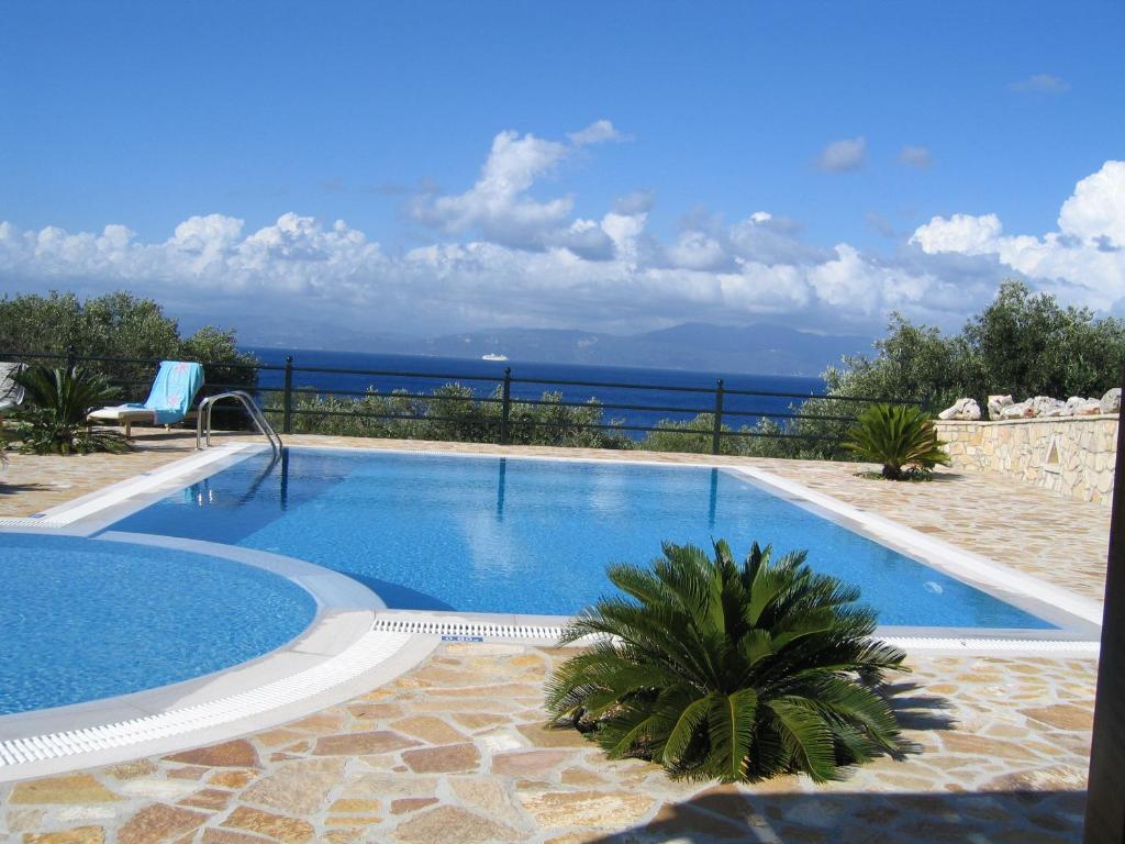 Blue Horizon photo 1