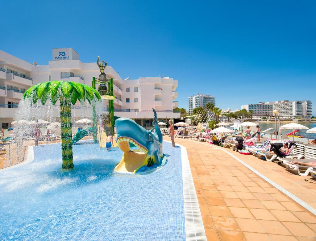 Playa Bella Apartments photo 2