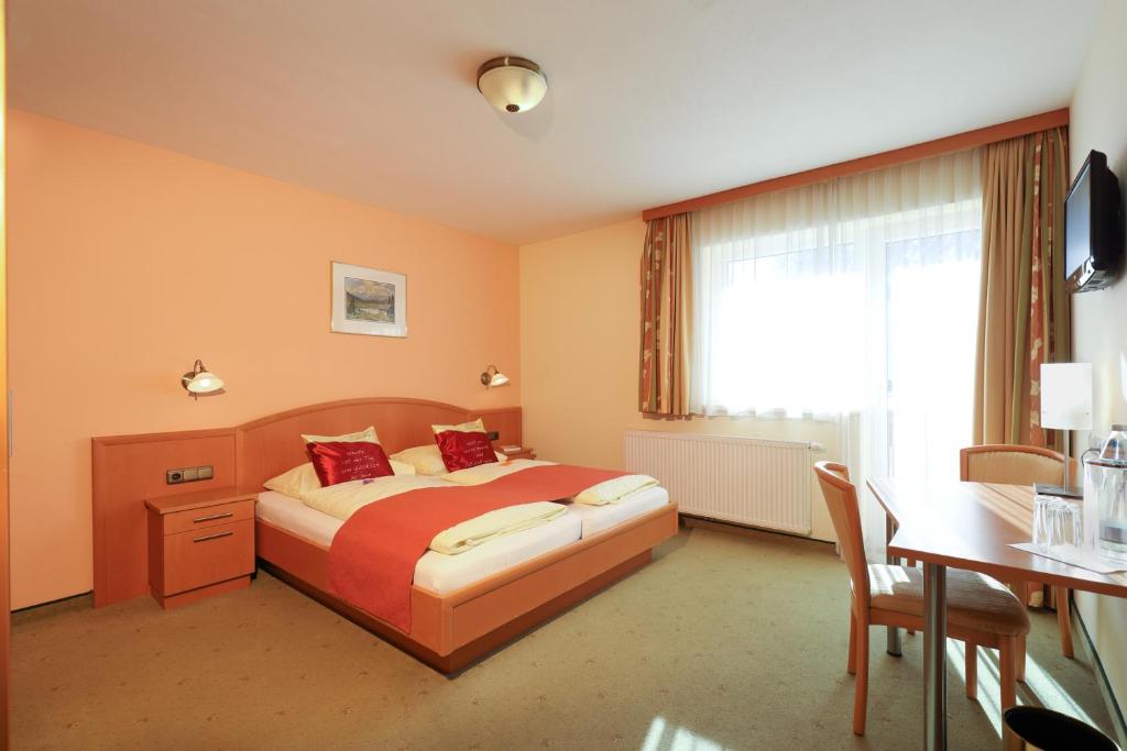 Gasthaus-Landhotel Traunstein photo 3