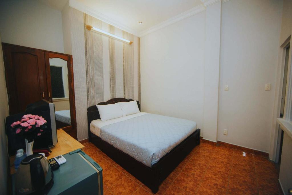 Двухместный (Стандартный двухместный номер с 1 кроватью - Без окна), Ha Vy Hotel