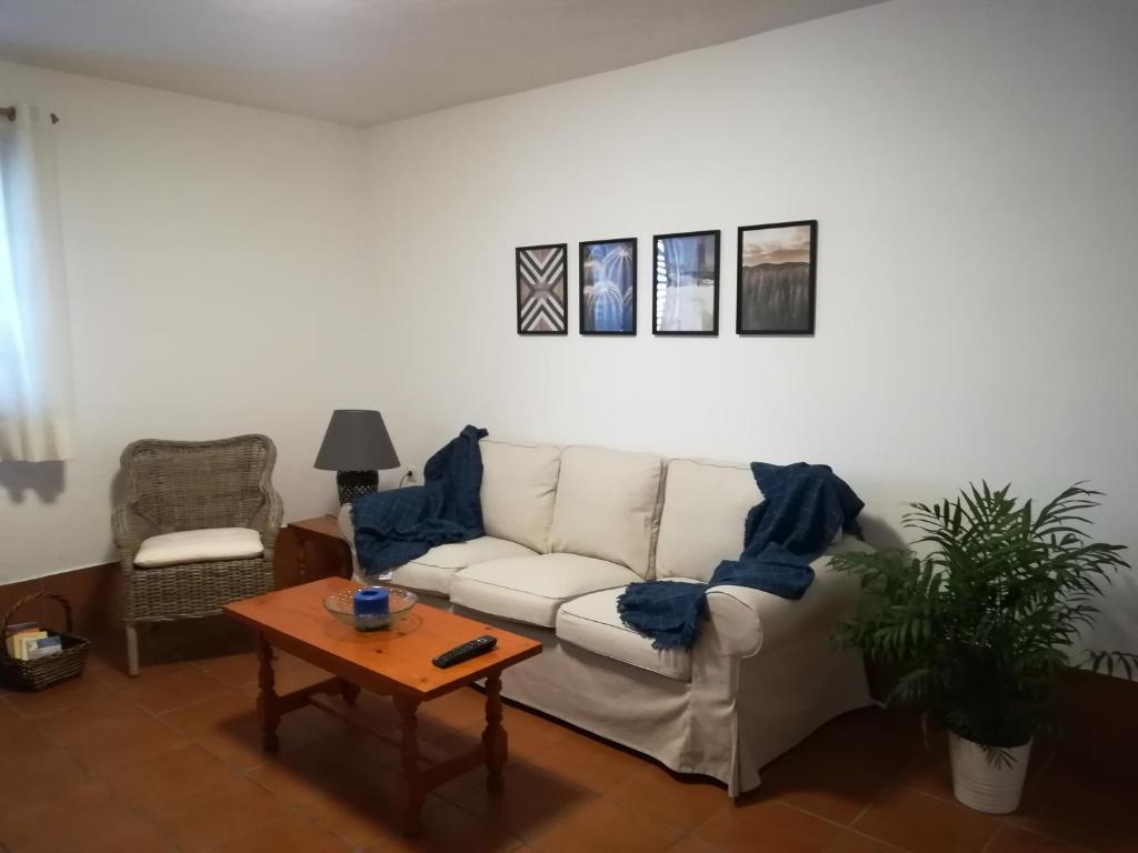 Apartamento en el pueblo de Arrieta 4 photo 3