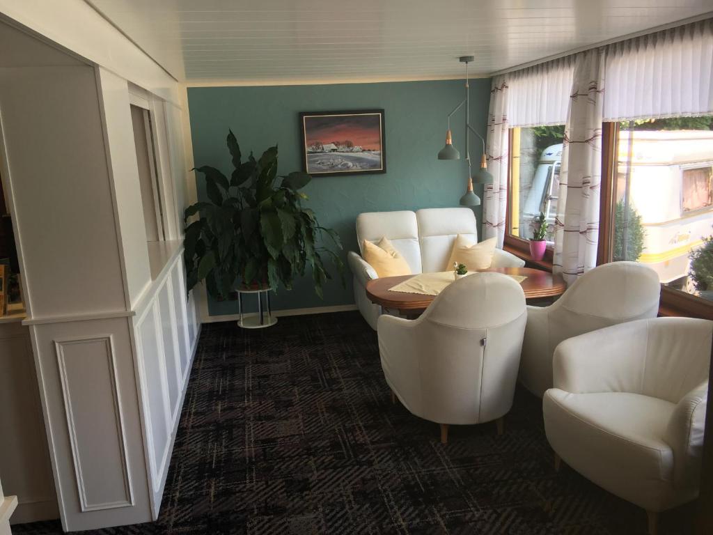 Hotel Katharina Garni photo 1
