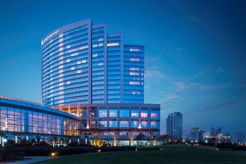 Hyatt Regency Qingdao - Stone old beach - Exhibition Center photo 2