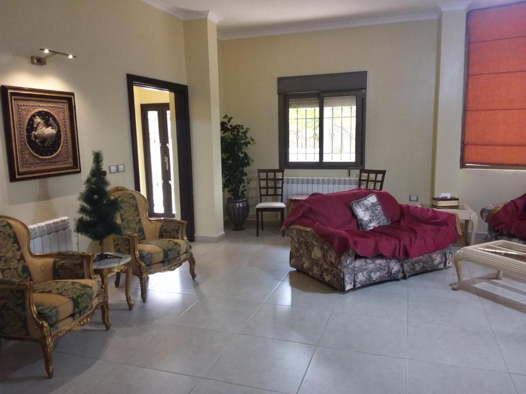 Honey Guesthouse photo 2