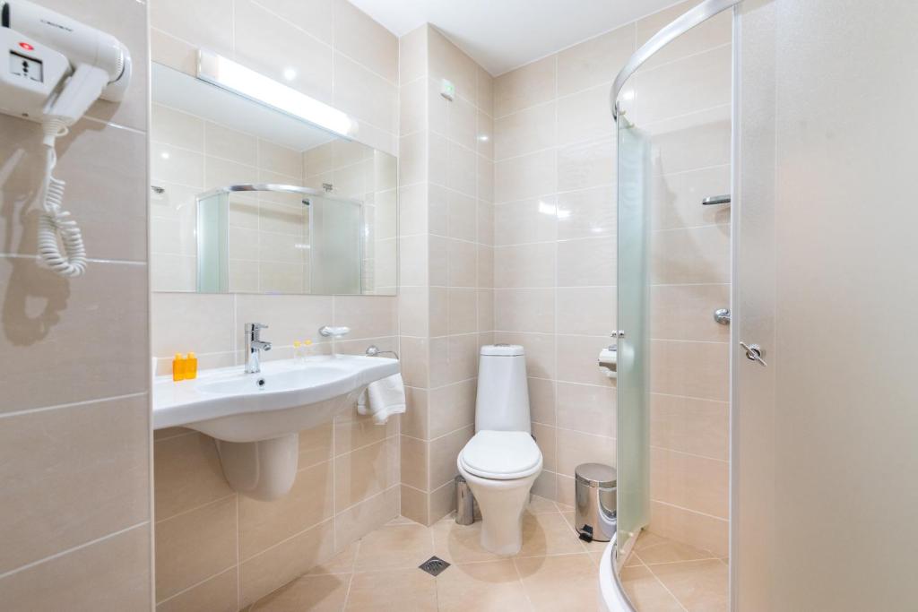 Двухместный (Двухместный номер с 1 кроватью и общим балконом), Zara Hotel