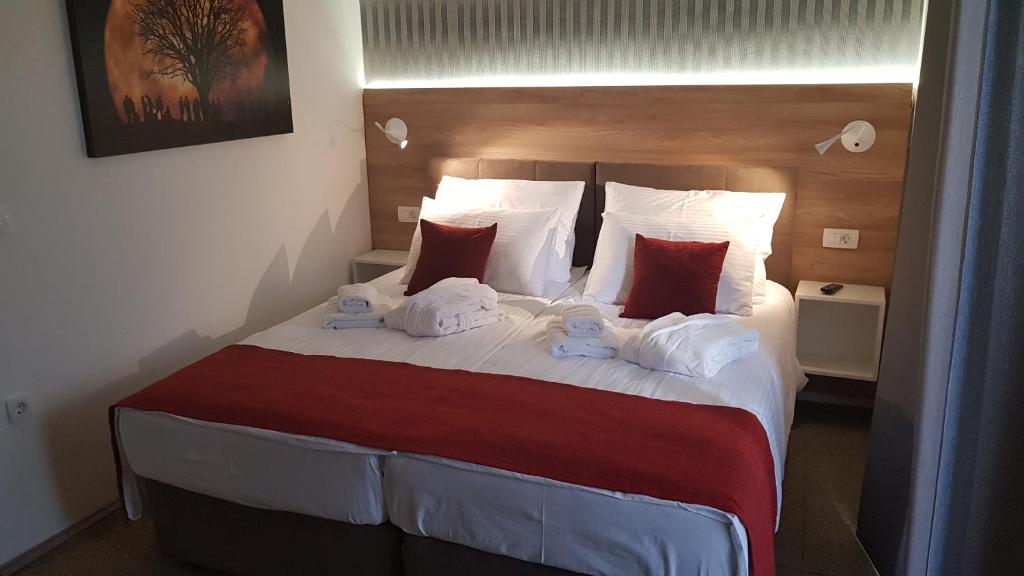 AURA Residence photo 3