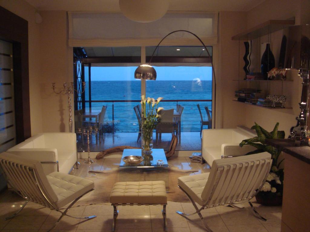 Hotel Baia dei Pini photo 2