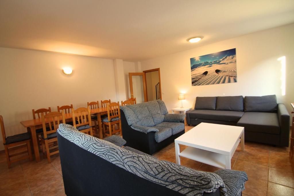 {
  "en-gb": "Pont de Toneta 6,3 Atico Duplex, Ransol, Zona Grandvalira"
} photo 2