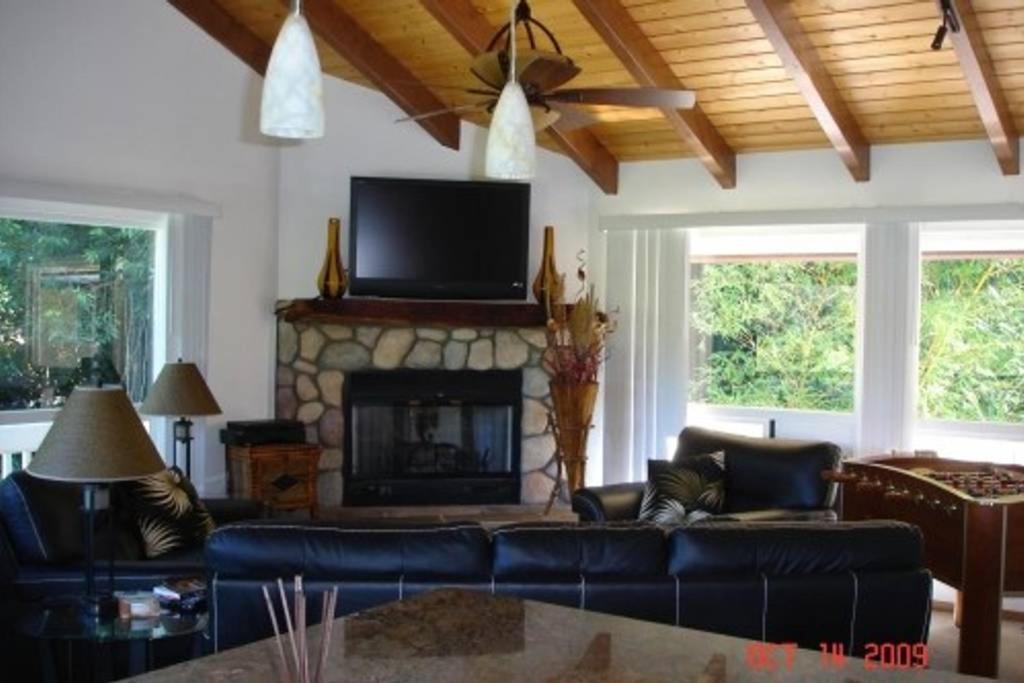 Bamboo Valley Inn image