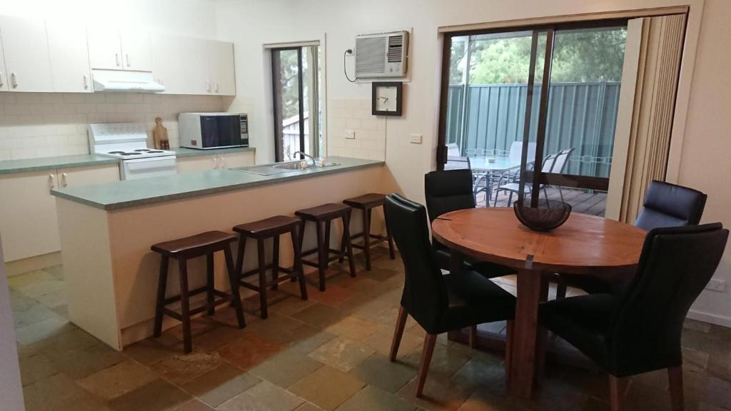 Shepparton Golf Motel photo 3
