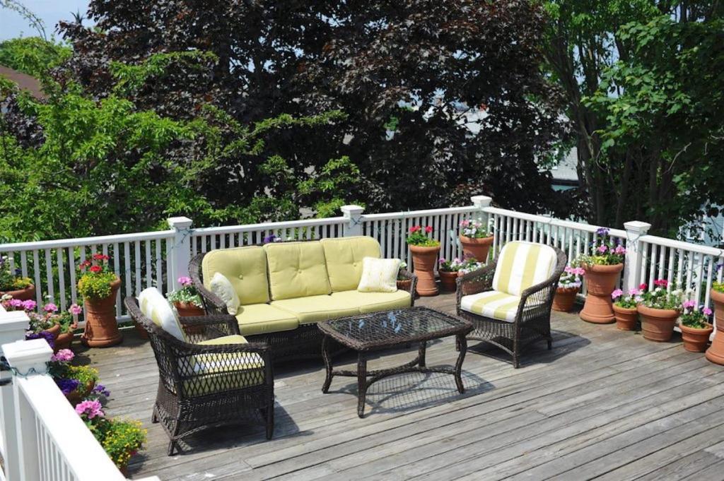 Yankee Peddler Inn photo 3