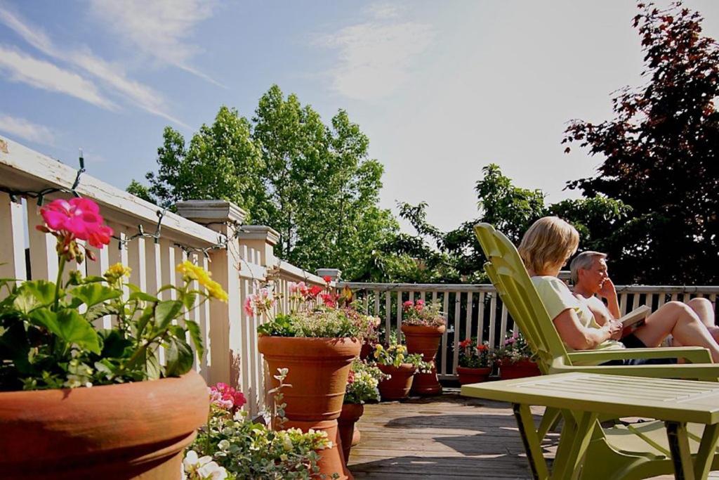 Yankee Peddler Inn photo 1