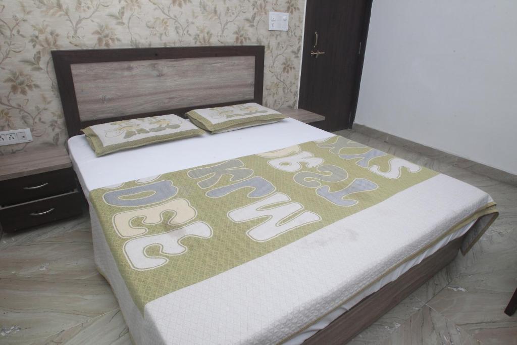 Двухместный (Двухместный номер Делюкс с 1 кроватью), Alakhnanda Guest House