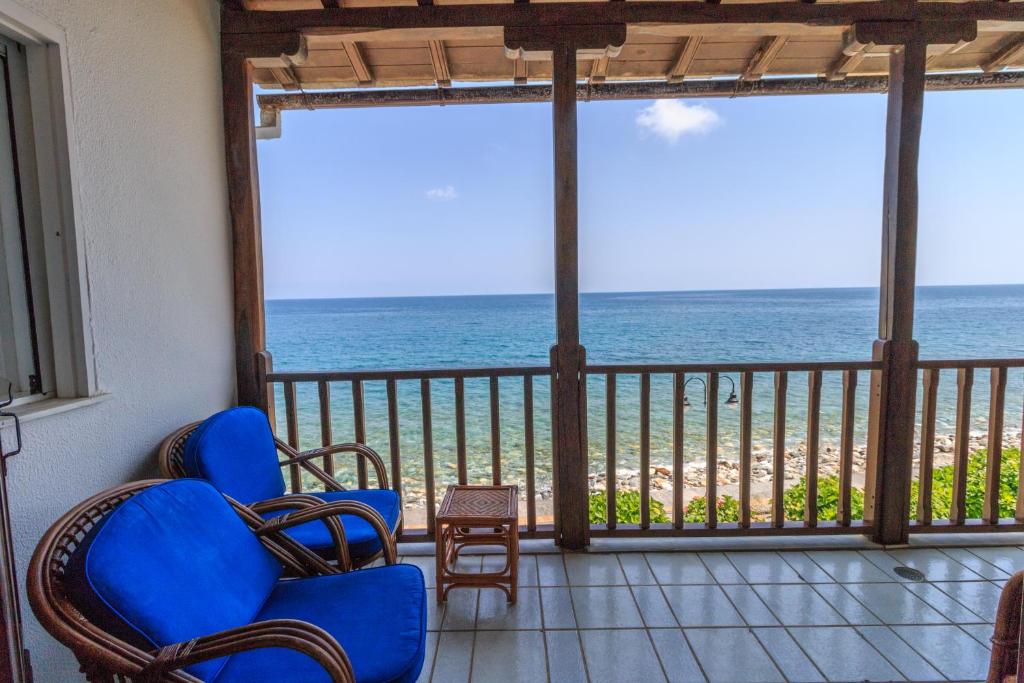 Agios Ioannis Luxurious Beachfront Holiday Home photo 2