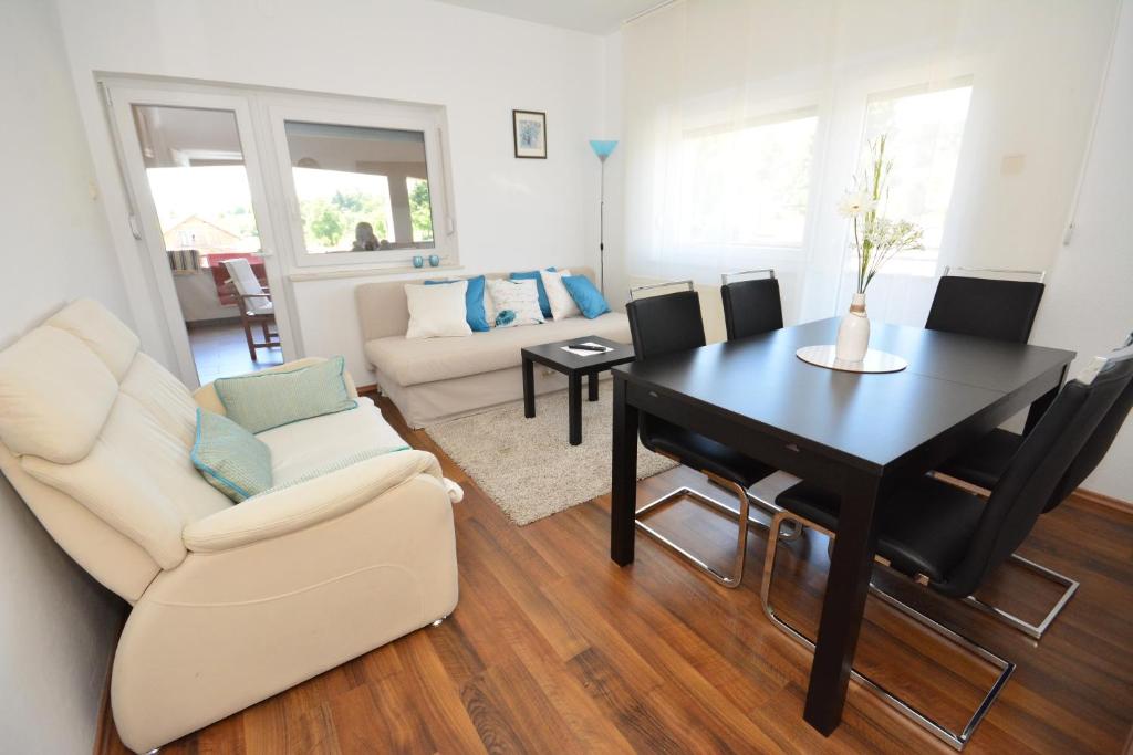 Apartman Viktoria photo 3