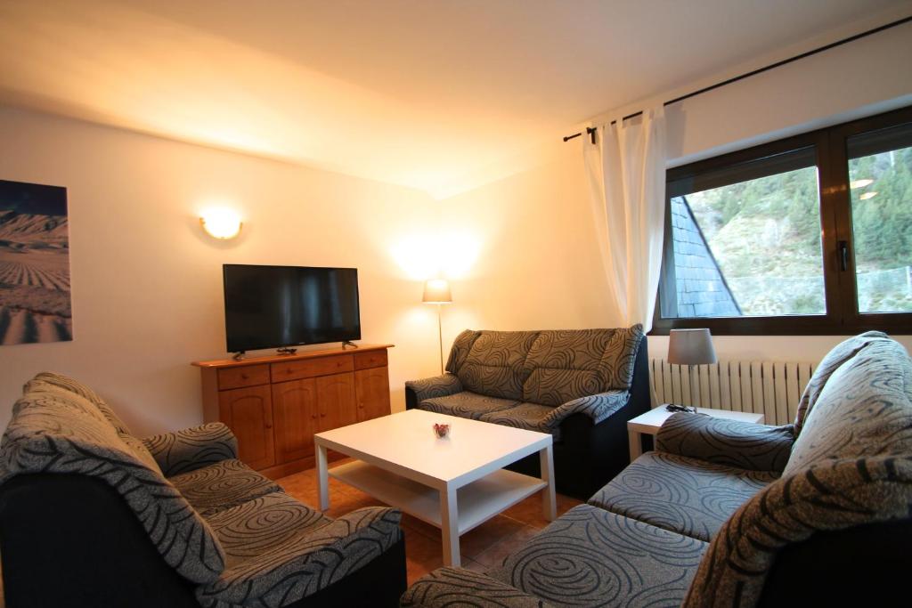 {
  "en-gb": "Pont de Toneta 6,1 Atico Duplex, Ransol, Zona Grandvalira"
} photo 2