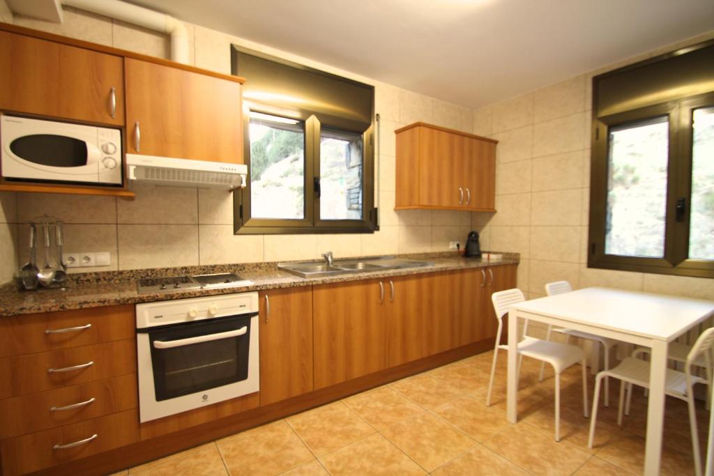 {
  "en-gb": "Pont de Toneta 6,1 Atico Duplex, Ransol, Zona Grandvalira"
} photo 3