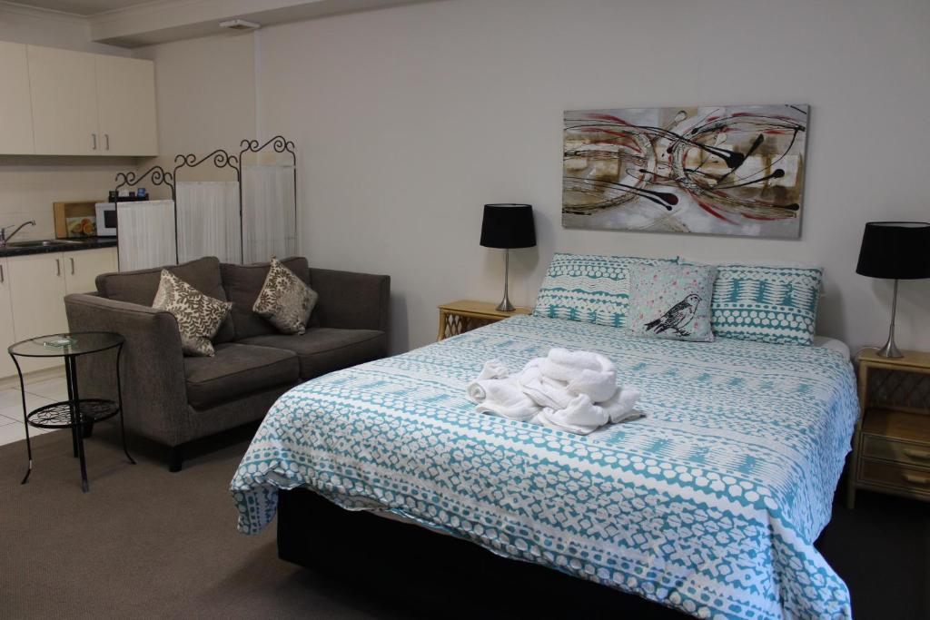 Box Hill Studio Apartment 2 photo 2