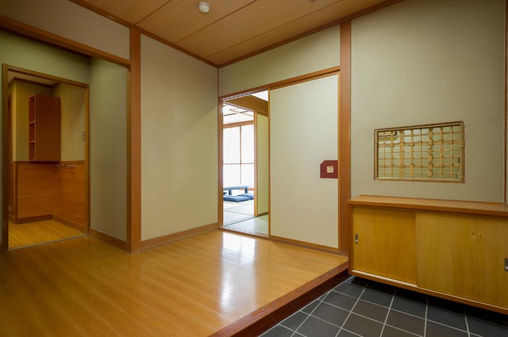 kinugawaonsen Fukumatsu Room Type - Japanese-Style Superior Room with River View and Shared Bathroom- Non-Smoking kinugawaonsen Fukumatsu Room Type - Japanese-Style Superior Room with River View and Shared Bathroom- Non-Smoking