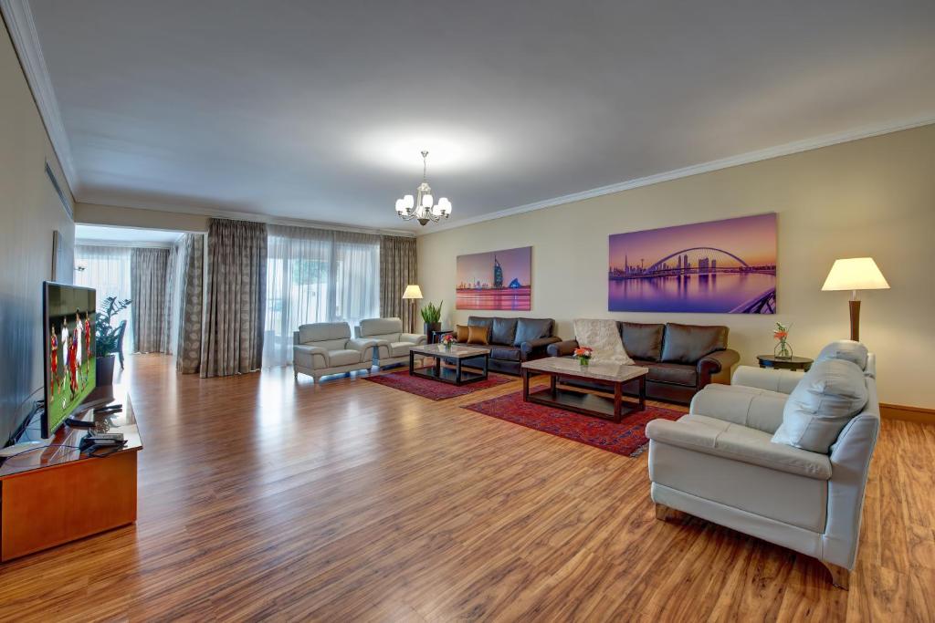 {
  "en-gb": "J5 Villas Holiday Homes Barsha Gardens"
}