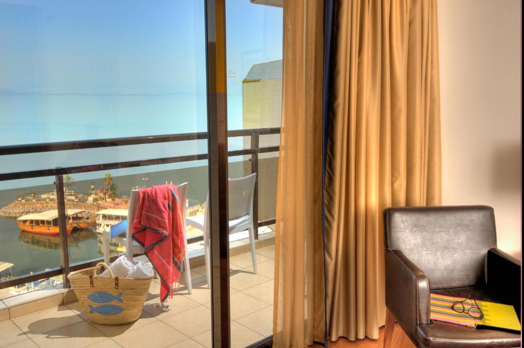 Leonardo Plaza Hotel Tiberias photo 2