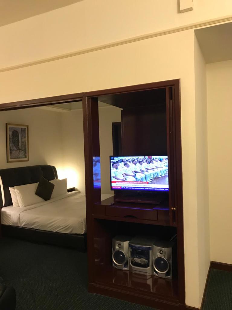 Апартаменты (Улучшенные апартаменты), KL Service Suites At Times Square