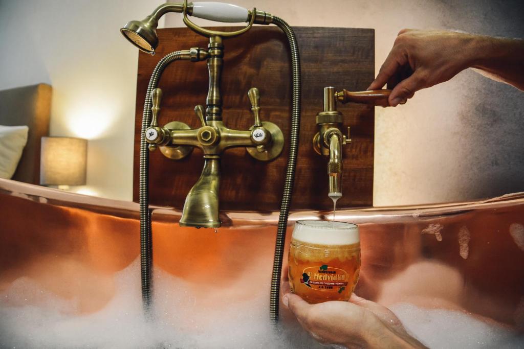 Двухместный (Эксклюзивный пивной номер), Отель U Medvidku-Brewery