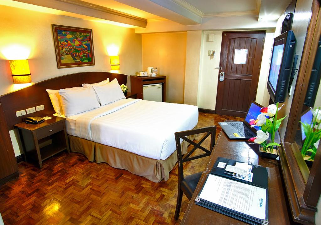 Сьюит (Полулюкс), Fersal Hotel - Manila